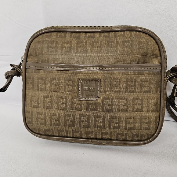 Fendi Zucchino Vintage Vinyl And PVC Crossbody Bag In Tan And Brown - Picture 8 of 12